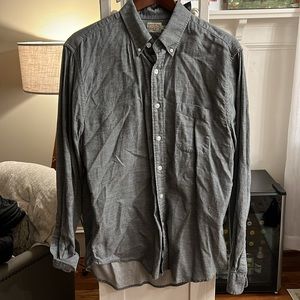 Men’s FAHERTY size large casual button down